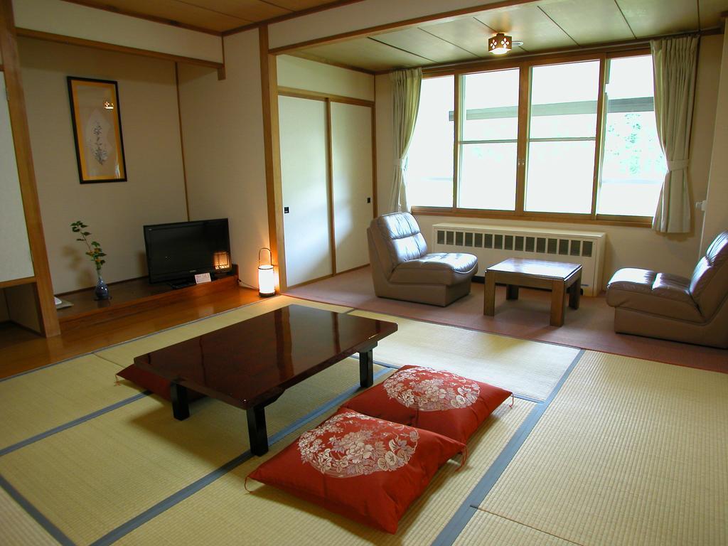 Hotel Shirakabaso Shigakogen Yamanouchi  Δωμάτιο φωτογραφία
